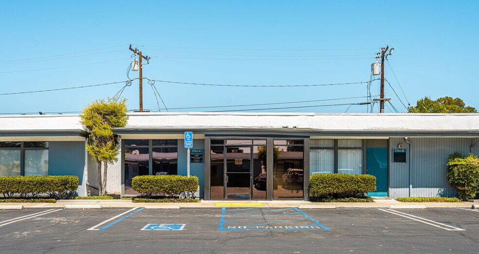 More Photos Of 1761 W Romneya Dr, Anaheim Medical For Lease