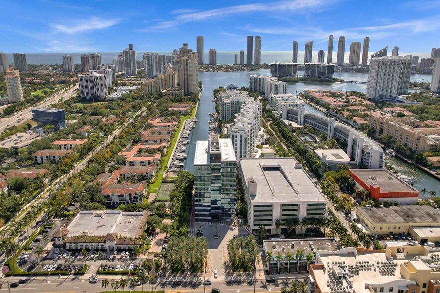 More Photos Of 18851 NE 29th Ave, Aventura Office For Lease