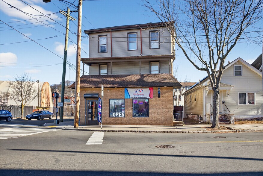 Primary Photo Of 223 Farren Ave, New Haven Storefront Retail Residential For Sale