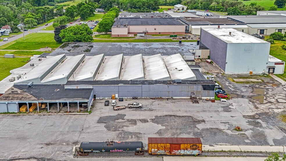 More Photos Of 294 Gambee Rd, Geneva Warehouse For Sale