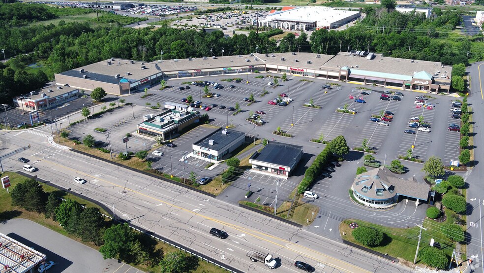 More Photos Of 1600 Woodbury Ave, Portsmouth Freestanding For Lease