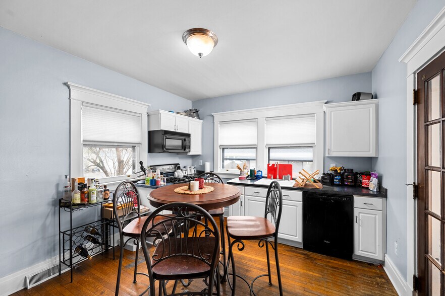 More Photos Of 632 W Ferry St, Buffalo Apartments For Sale