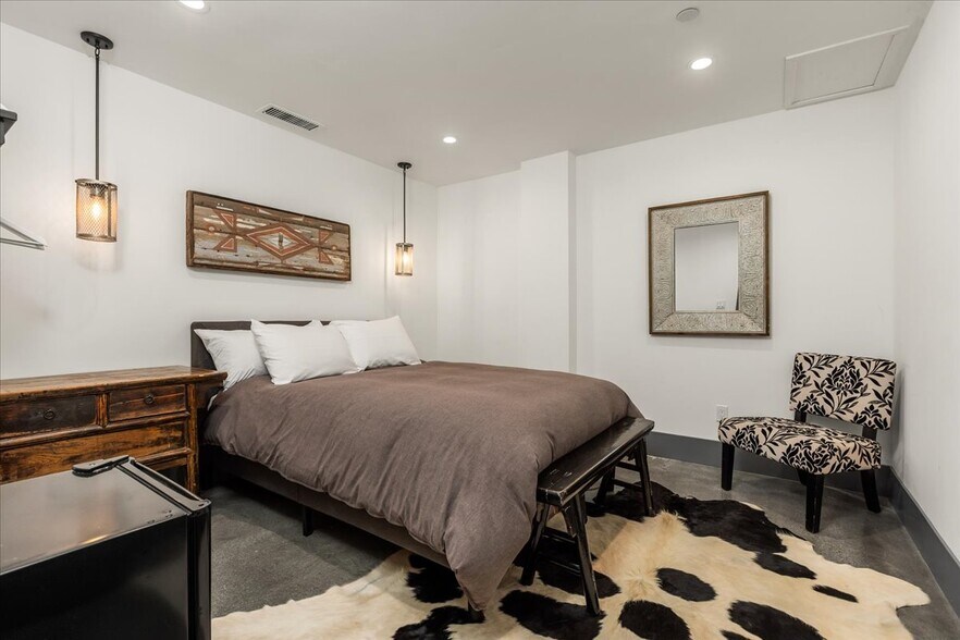 More Photos Of 224 Church St, Nevada City Office For Sale