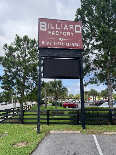 More Photos Of 5585 University Blvd W, Jacksonville Storefront Retail Office For Sale