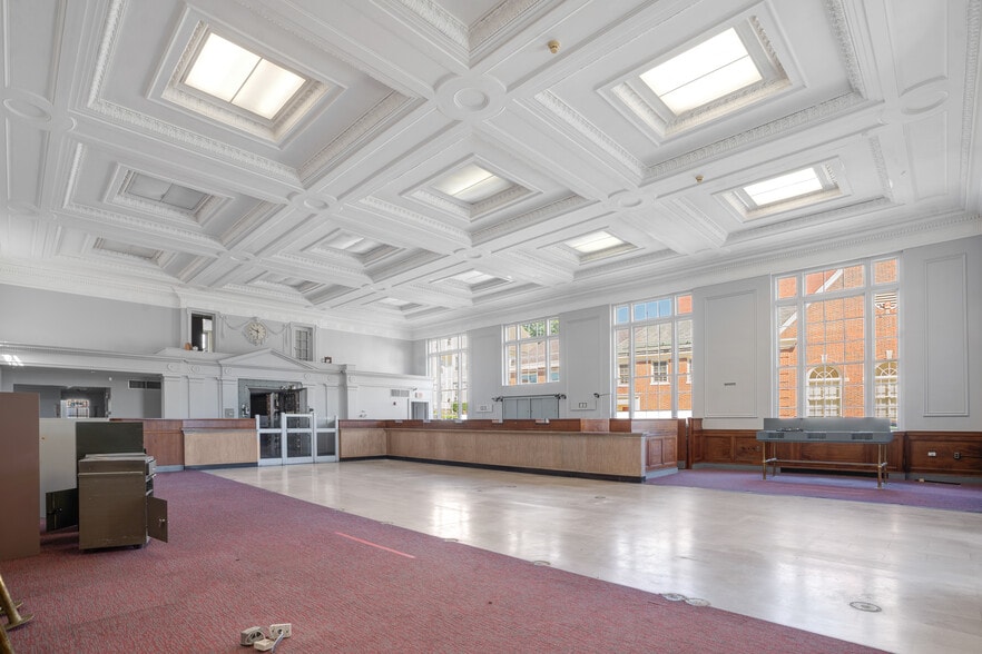 More Photos Of 369 Main St, Wakefield Bank For Sale