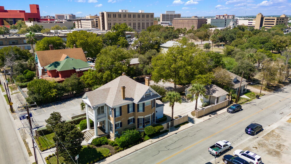 Primary Photo Of 623 Augusta, San Antonio Office For Sale