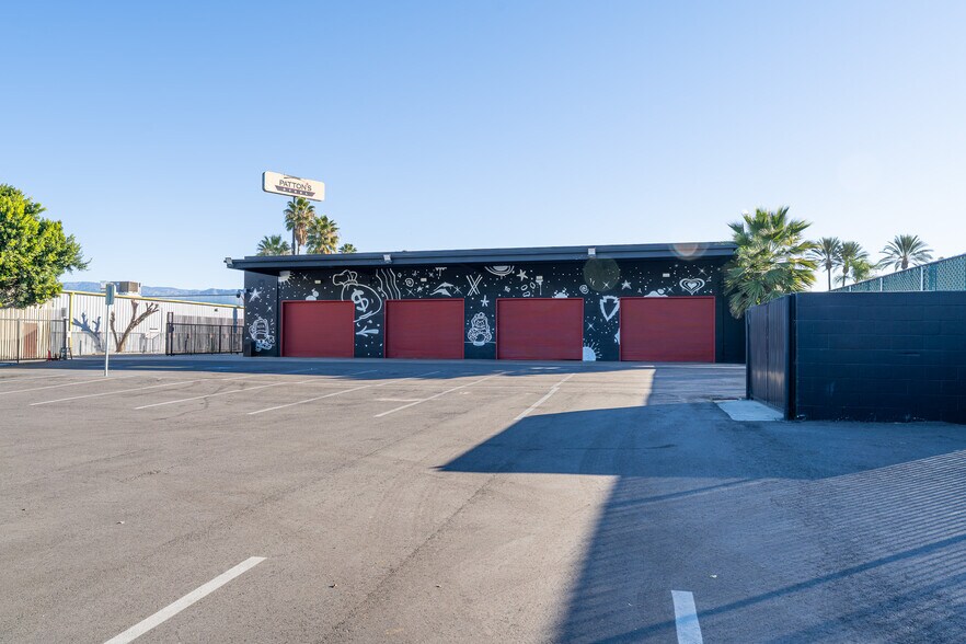 More Photos Of 1090 S Arrowhead Ave, San Bernardino Freestanding For Lease