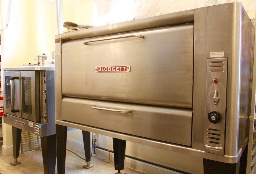 More Photos Of 123-139 North St, Pittsfield Storefront Retail Office For Sale