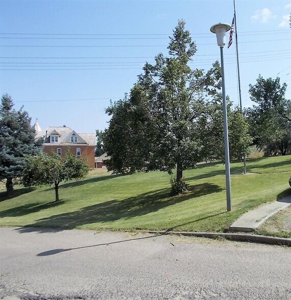 More Photos Of 20 W 3rd St, Havre Apartments For Sale