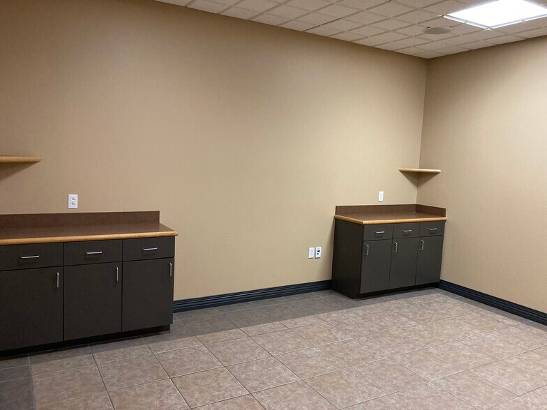 More Photos Of 1400 N McColl Rd, McAllen Medical For Lease