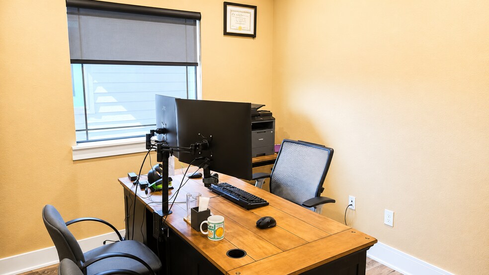 More Photos Of 231 Bella Katy Park, Katy Medical For Lease
