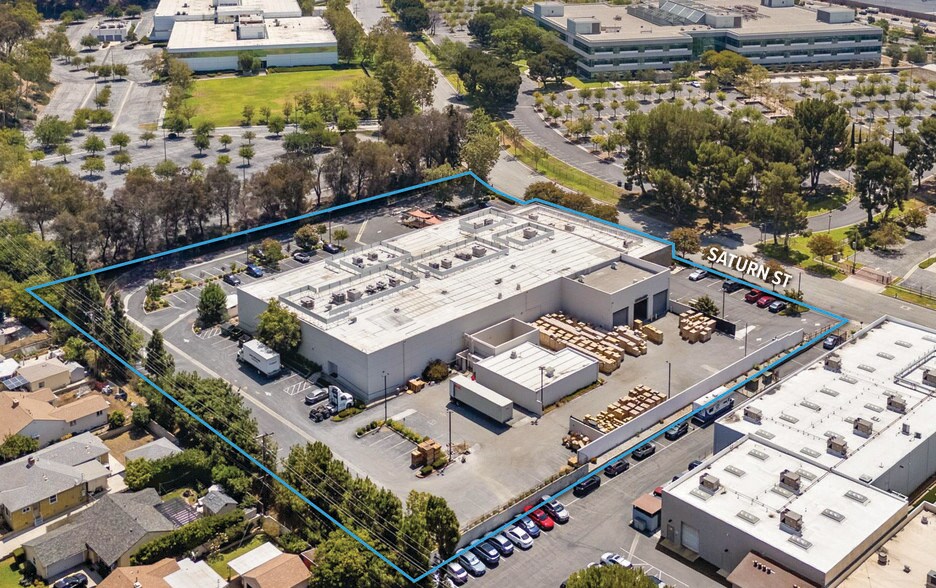 More Photos Of 2001 Saturn St, Monterey Park Light Distribution For Sale