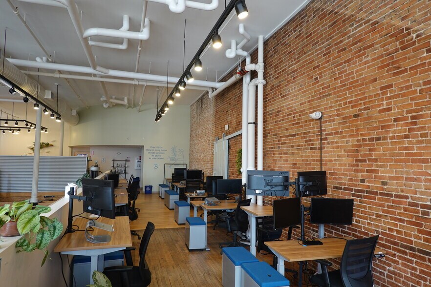 More Photos Of 119-123 Middle St, Portland Office For Lease