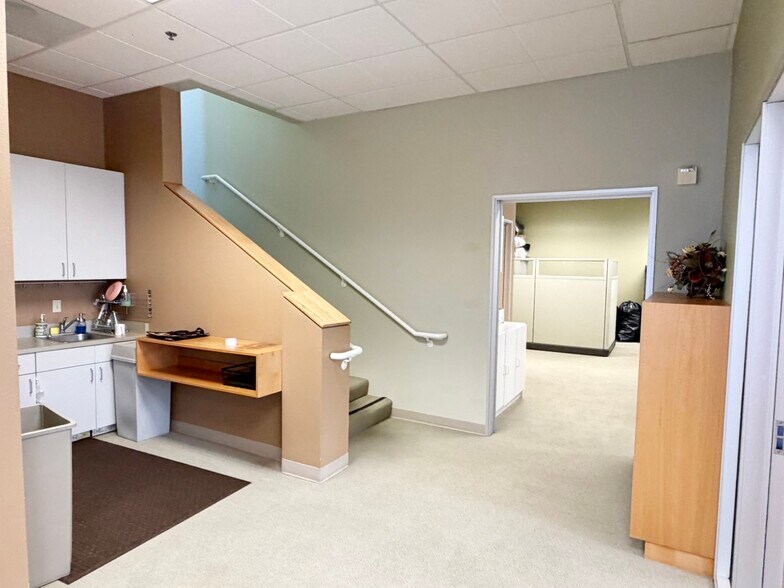 More Photos Of 740 Alfred Nobel Dr, Hercules Office For Lease