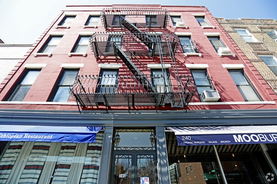 More Photos Of 240-242 Court St, Brooklyn Apartments For Lease