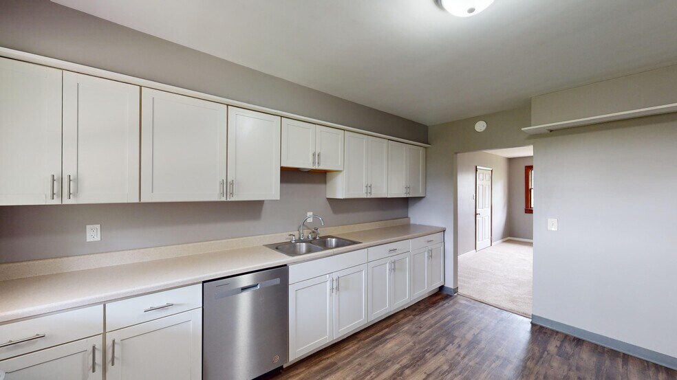 More Photos Of 3098 Woodland Rd, Ambridge Multifamily For Sale