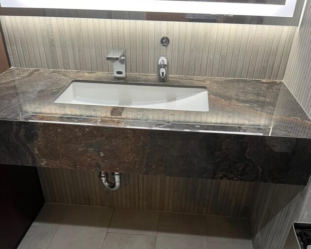 More Photos Of 9400-9414 Brighton Way, Beverly Hills Medical For Lease