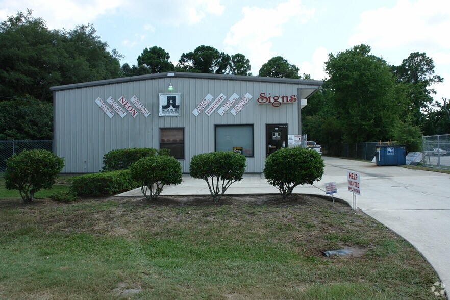 More Photos Of 1438 E Oak St, Fernandina Beach Service For Lease