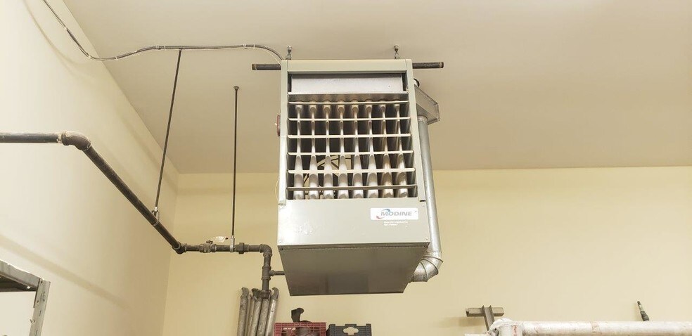 More Photos Of 151 Grassy Plain St, Bethel Warehouse For Lease