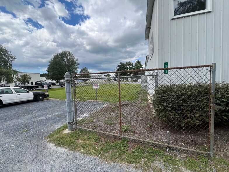 More Photos Of 7923 Industrial Park Rd, Easton Warehouse For Sale