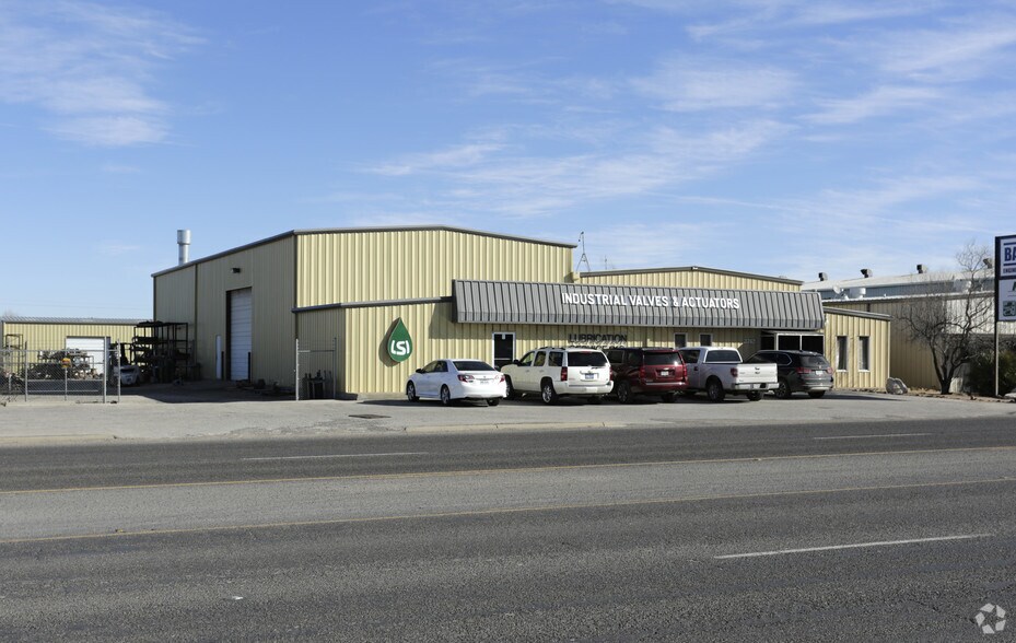 Primary Photo Of 3762 Kermit Hwy, Odessa Warehouse For Sale