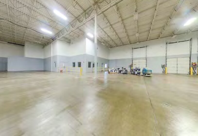 More Photos Of 575 Quality Blvd, Fairfield Manufacturing For Sale