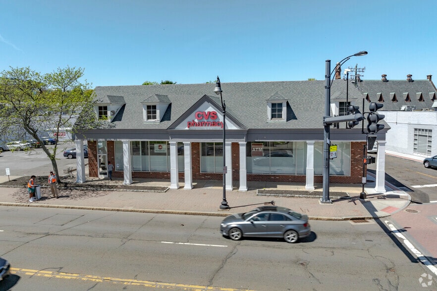 Primary Photo Of 694-696 West Ave, Norwalk Freestanding For Lease