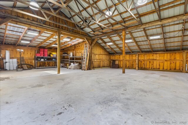 More Photos Of 377 N Canterbury Rd, Canterbury Manufacturing For Lease