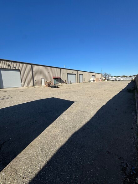 More Photos Of 190 E San Antonio Dr, King City Industrial For Sale