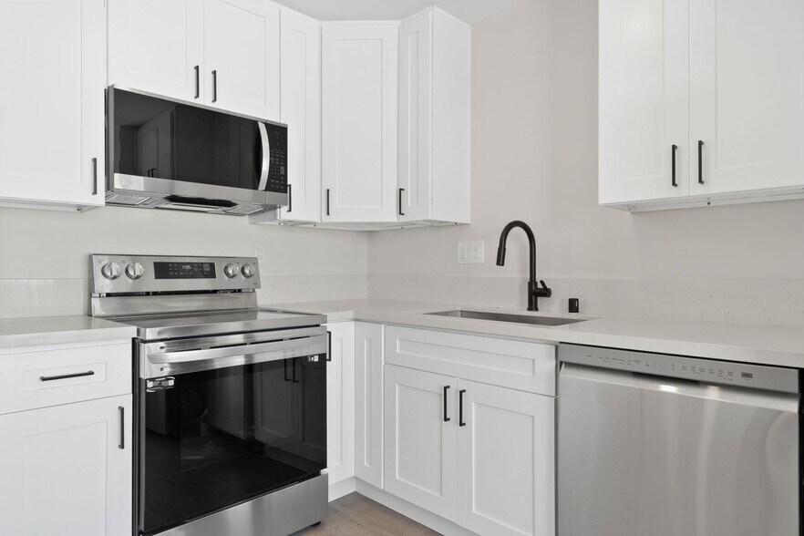 More Photos Of 4912 Muir Ave, San Diego Apartments For Sale