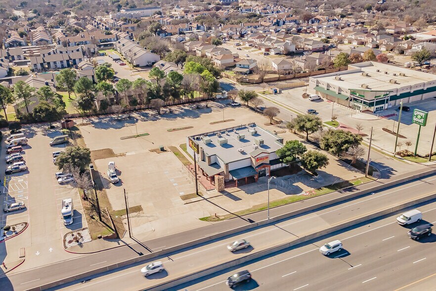 More Photos Of 1700 Airport Fwy, Bedford Restaurant For Sale