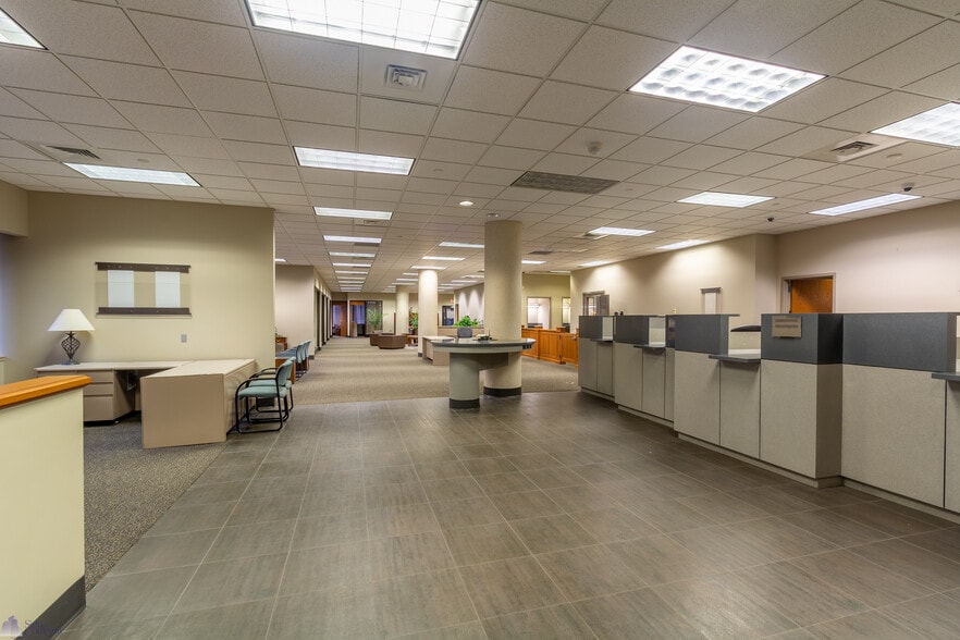 More Photos Of 100 S 4th St, Paducah Office For Lease