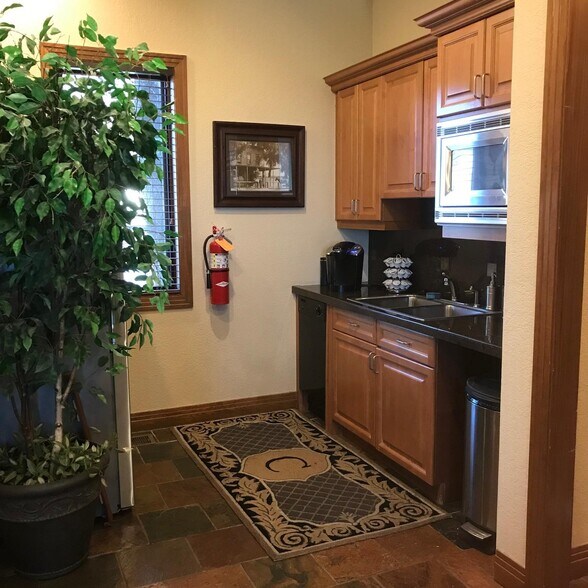 More Photos Of 13984 W Bowles Ave, Littleton Coworking Space