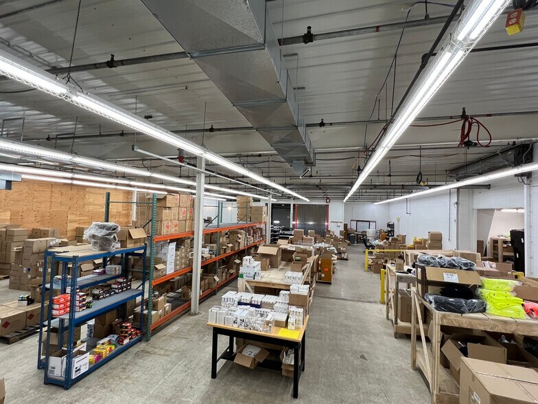 More Photos Of 1025 4 Bottle Dr, Valley City Industrial For Lease