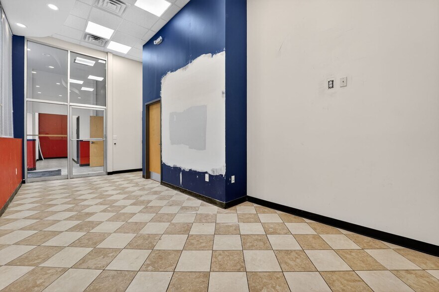 More Photos Of 3608 Milford Mill Rd, Windsor Mill Bank For Lease