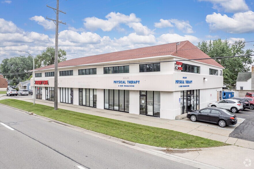 More Photos Of 300-370 E 12 Mile Rd, Madison Heights Office For Lease