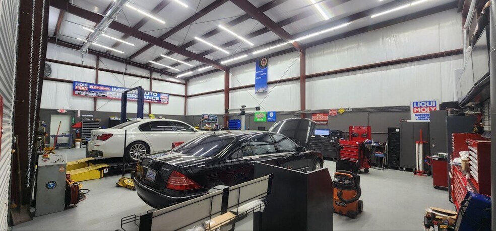 More Photos Of 870 Glenn Bridge Rd, Arden Auto Repair For Sale