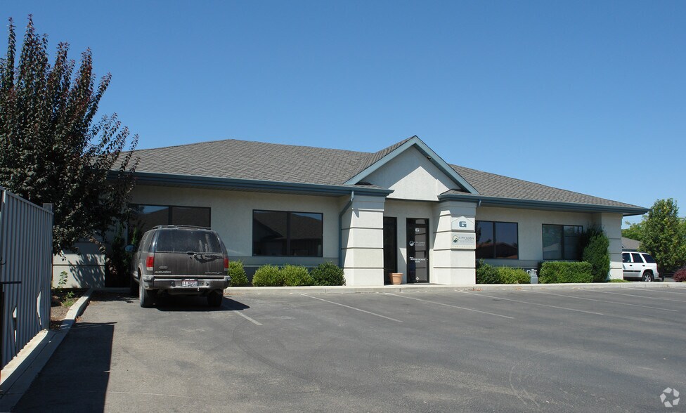 More Photos Of 1550 N Crestmont Dr, Meridian Medical For Lease