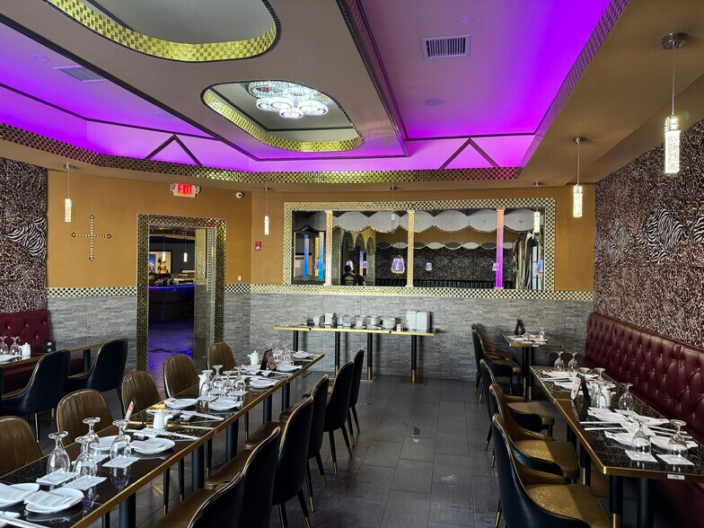 More Photos Of 394 W Virginia St, Crystal Lake Restaurant For Sale