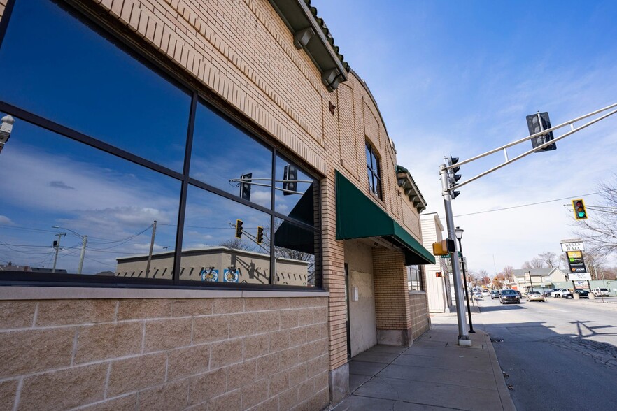 More Photos Of 1441 N Wells St, Fort Wayne Warehouse For Sale