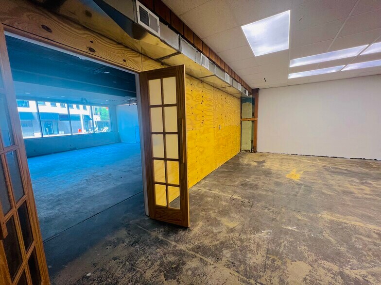 More Photos Of 1414 Plainfield Ave NE, Grand Rapids Storefront For Lease