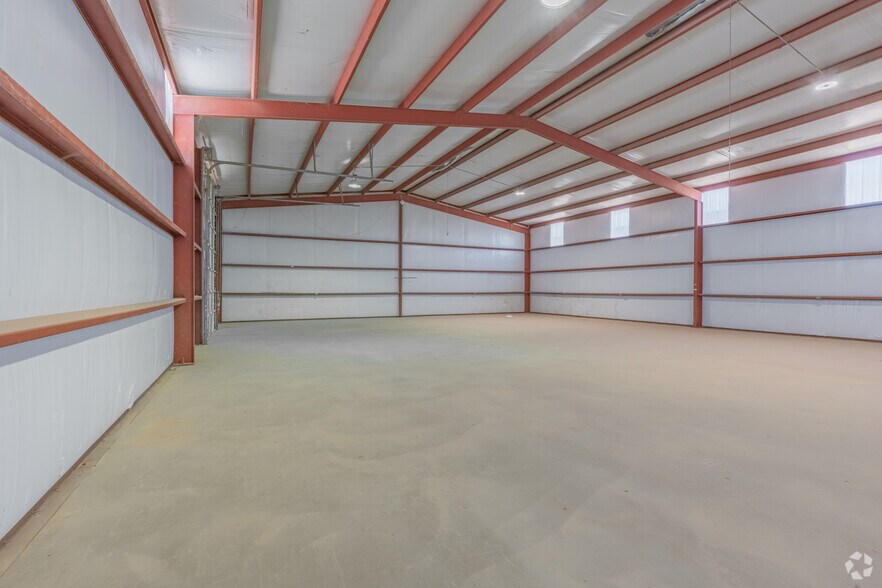 More Photos Of 3401 E State Highway 158, Midland Warehouse For Lease