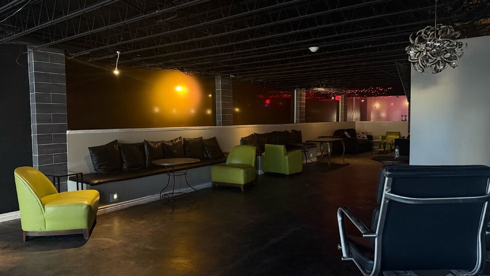 More Photos Of 3413 Central Ave SE, Albuquerque Storefront For Lease