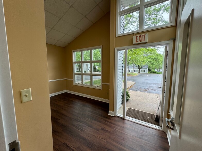 More Photos Of 603A Omni Dr, Hillsborough Medical For Sale