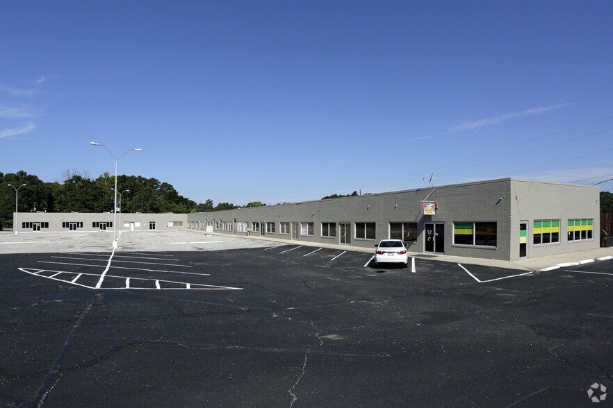 More Photos Of 5101-5197 Bragg Blvd, Fayetteville General Retail For Lease