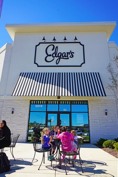 More Photos Of 5220 Peridot Pl, Hoover Storefront For Lease