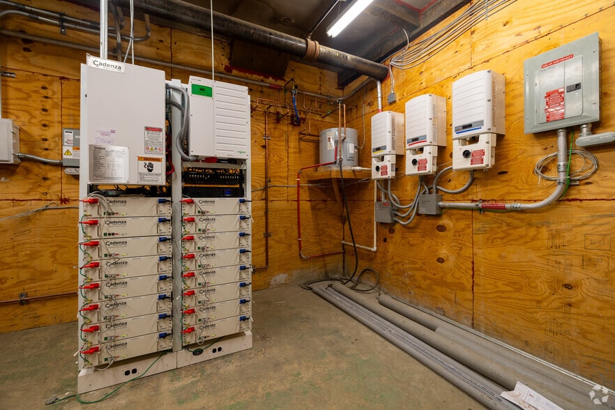 More Photos Of 481 US Highway 22, North Plainfield Freestanding For Sale