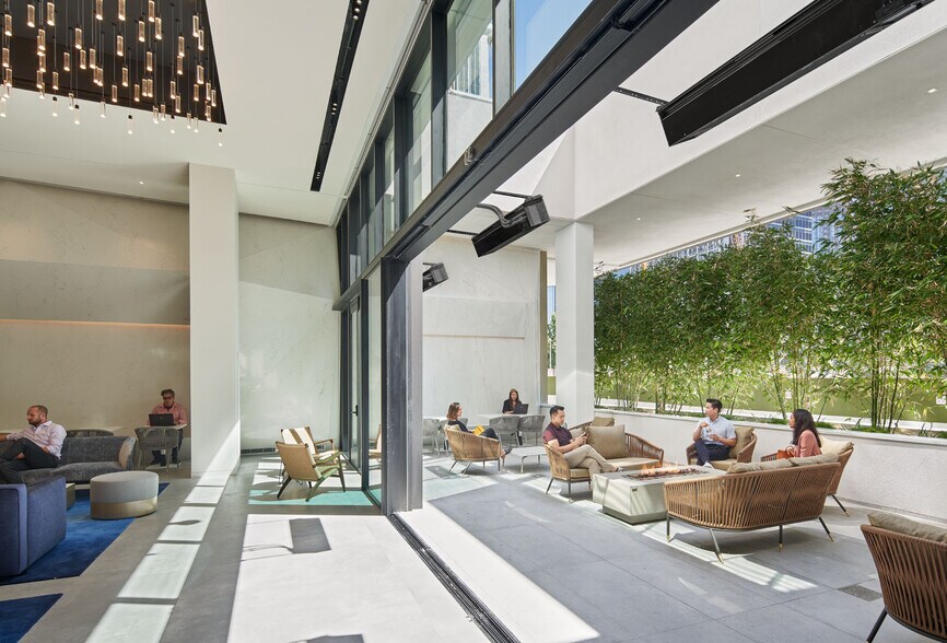 More Photos Of 1925 Century Park E, Los Angeles Office For Lease