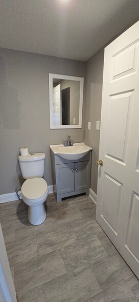 More Photos Of 4502 Fegenbush Ln, Louisville Specialty For Sale