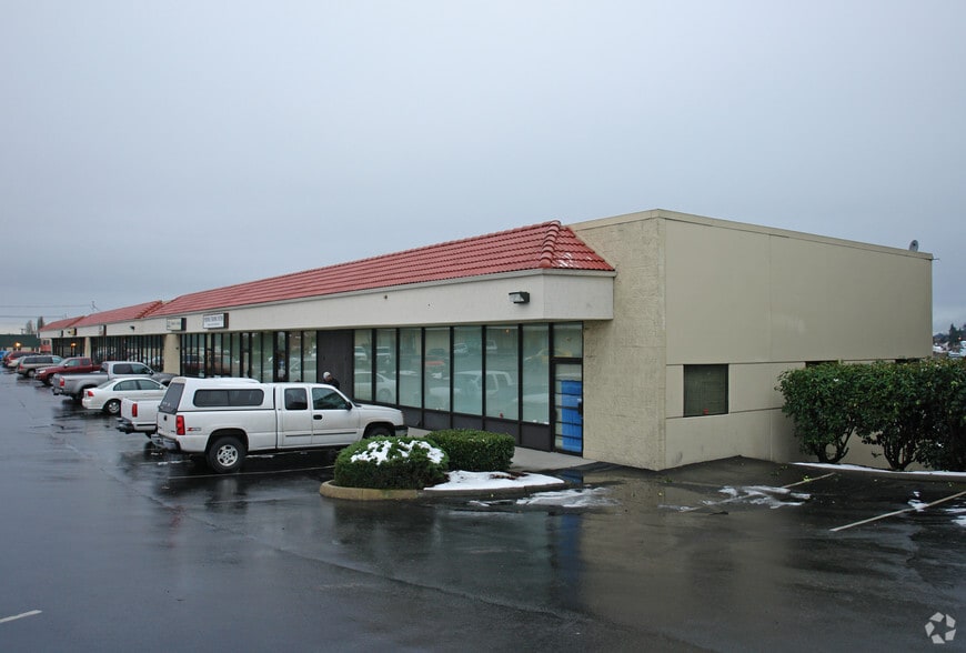 More Photos Of 3630 S Cedar St, Tacoma Unknown For Lease